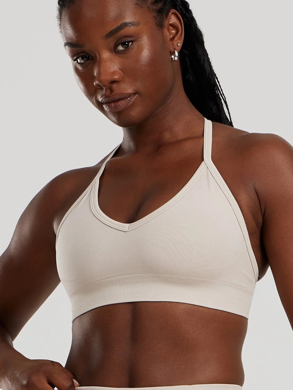 Light Cream Seamless V-Neck Sports Bra